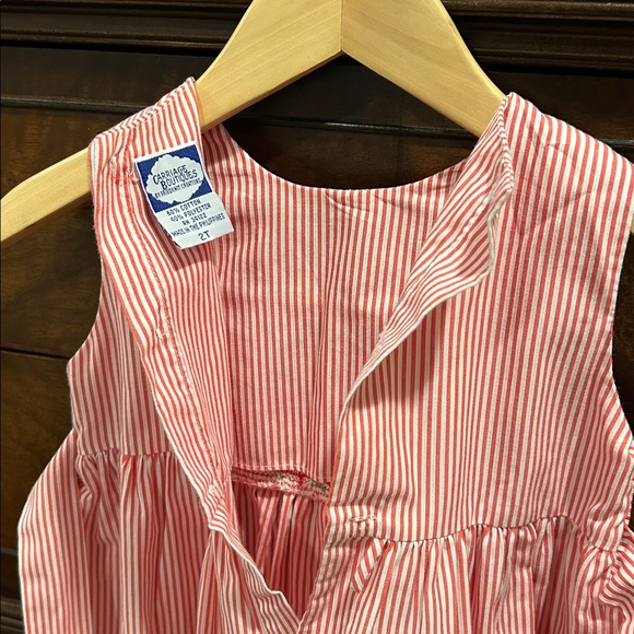 Carriage Boutiques Pinstriped Strawberry Smocked Summer Dress Toddler Size 2 - Picture 4 of 10